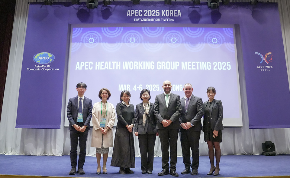 APEC 제1차 보건실무그룹회의 개최 (03.06.)_주요 인사 기념 사진 촬영