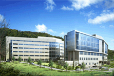 감염병 및 면역병리센터동 전경